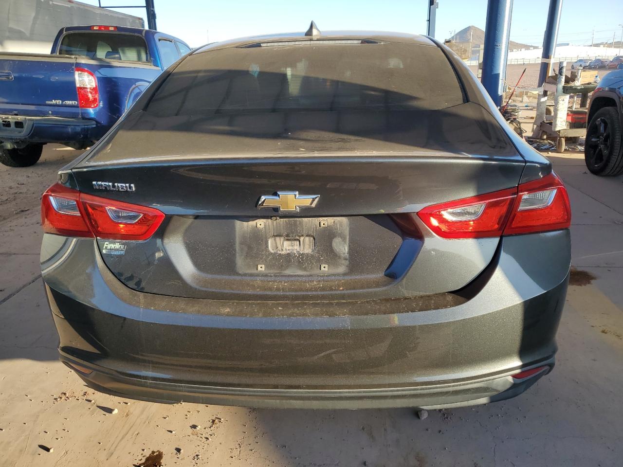 2017 Chevrolet Malibu - Image 6