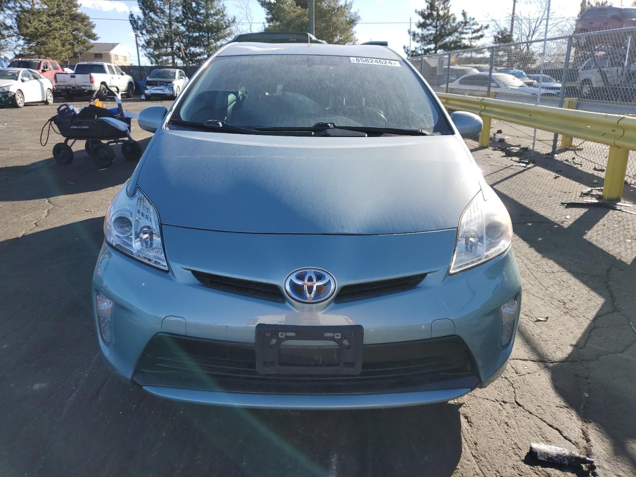2014 Toyota Prius - Image 5
