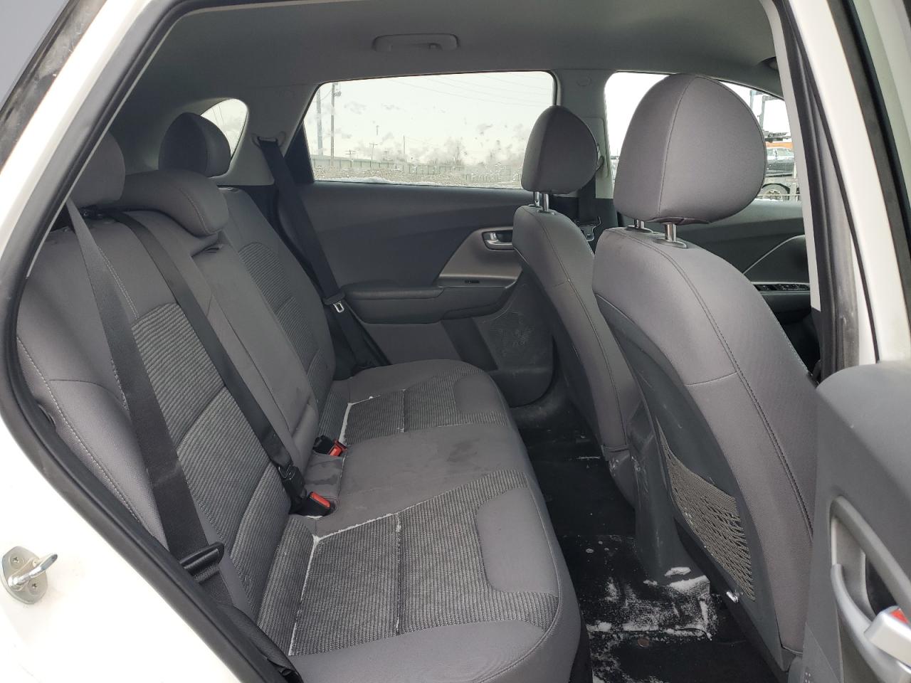 2017 Kia Niro - Image 10