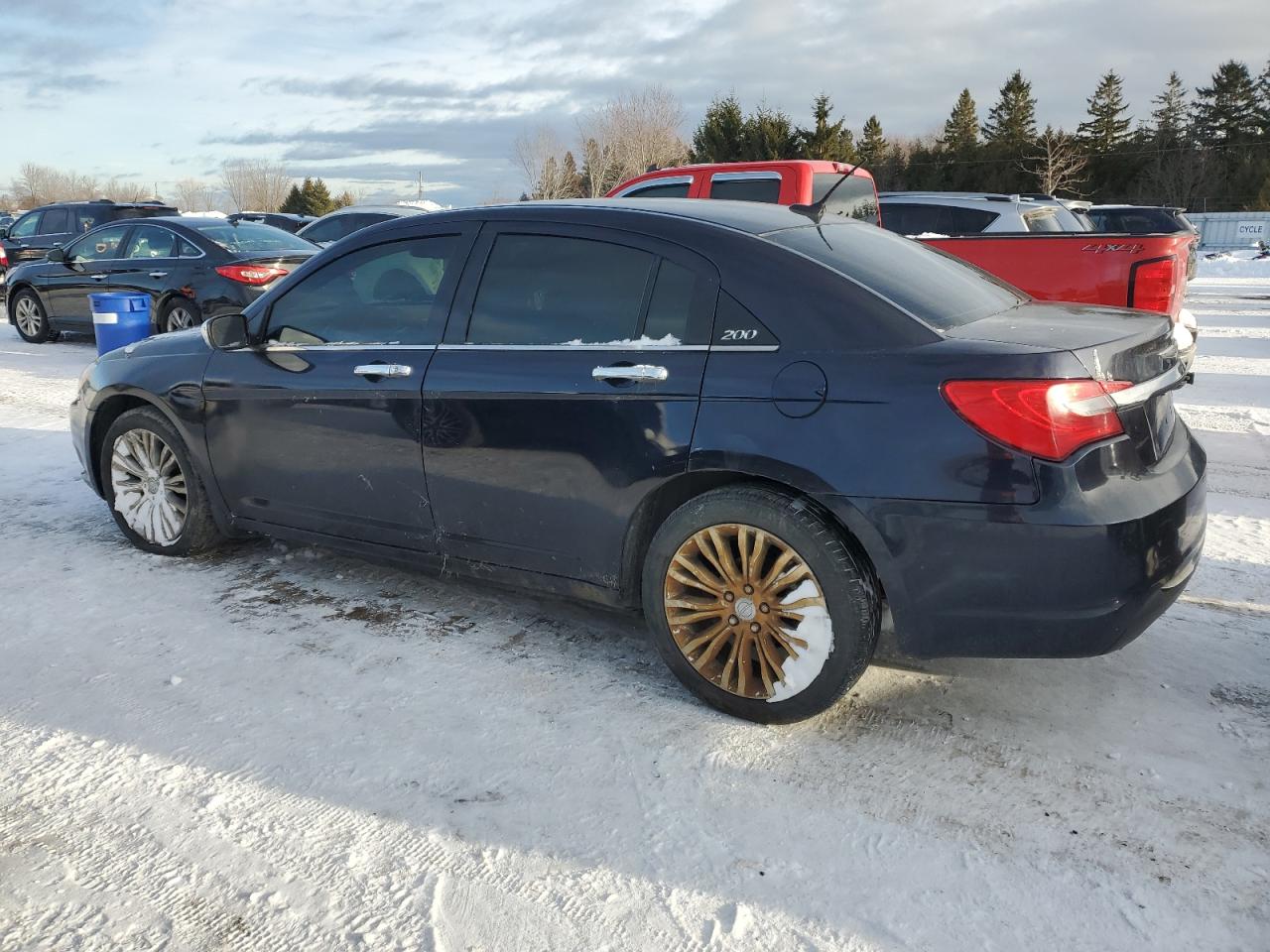 2012 Chrysler 200 - Image 2