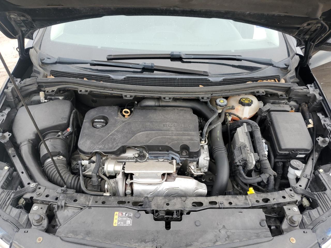 2018 Chevrolet Cruze - Image 11