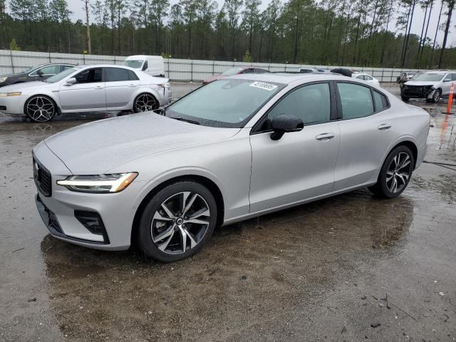 2024 Volvo S60 Plus