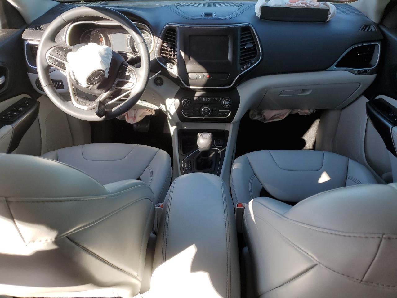 2020 Jeep Grand Cherokee - Image 8