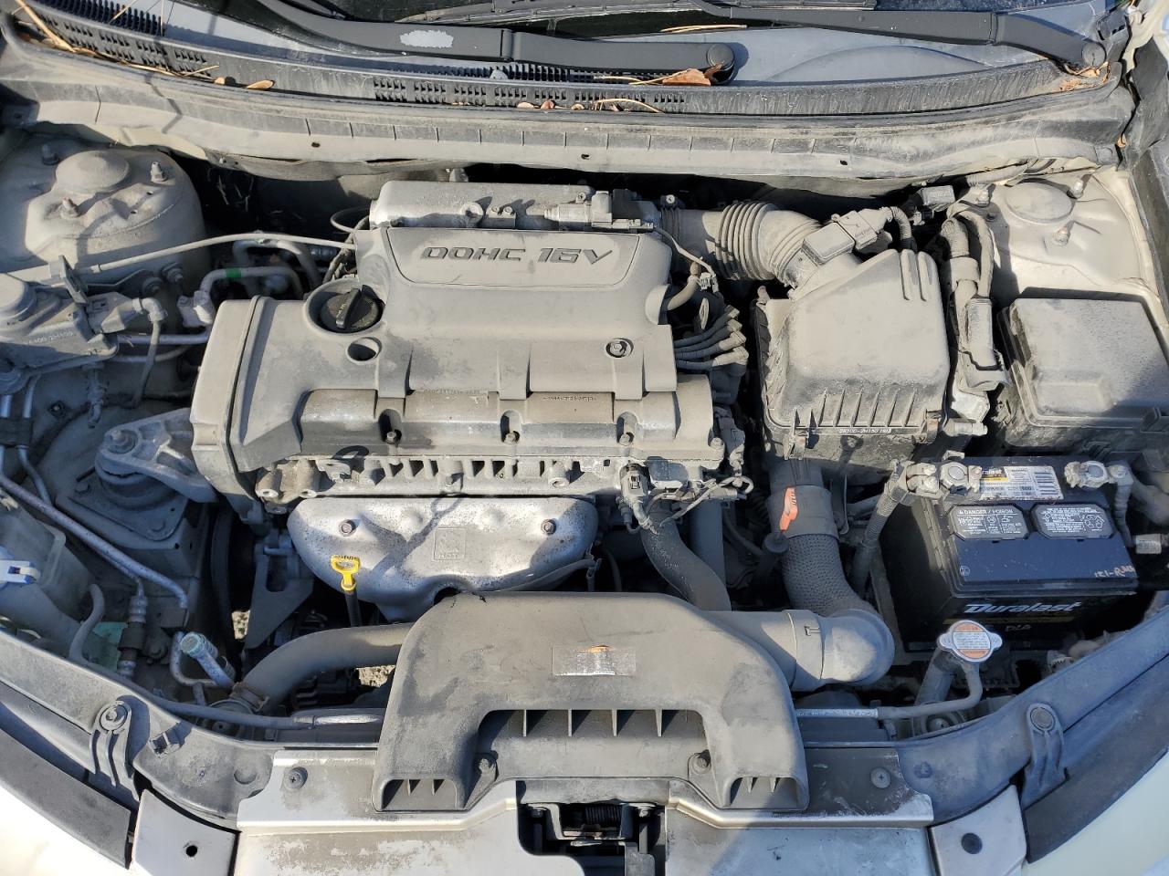 2010 Hyundai Elantra - Image 11