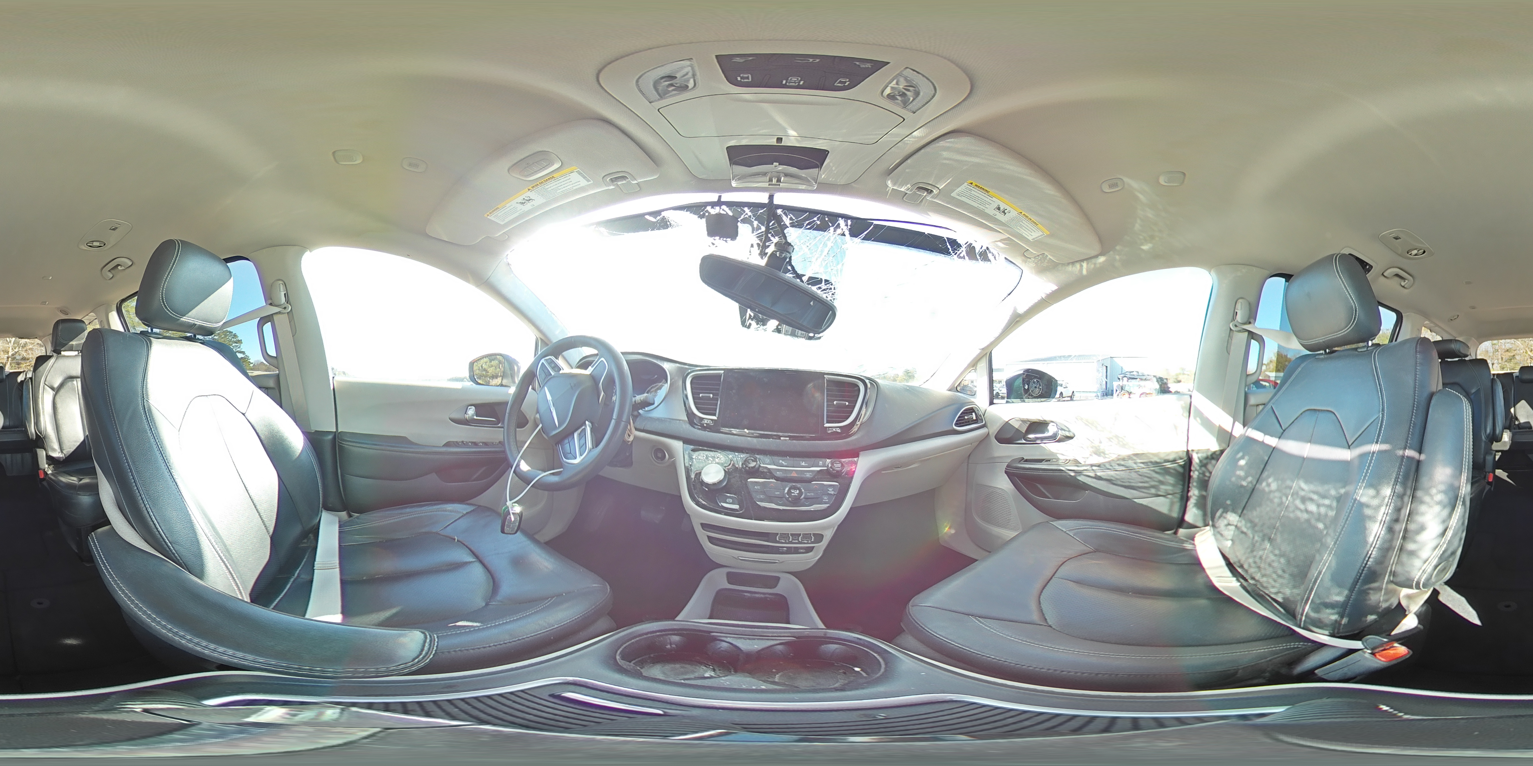 2022 Chrysler Pacifica - Image 15