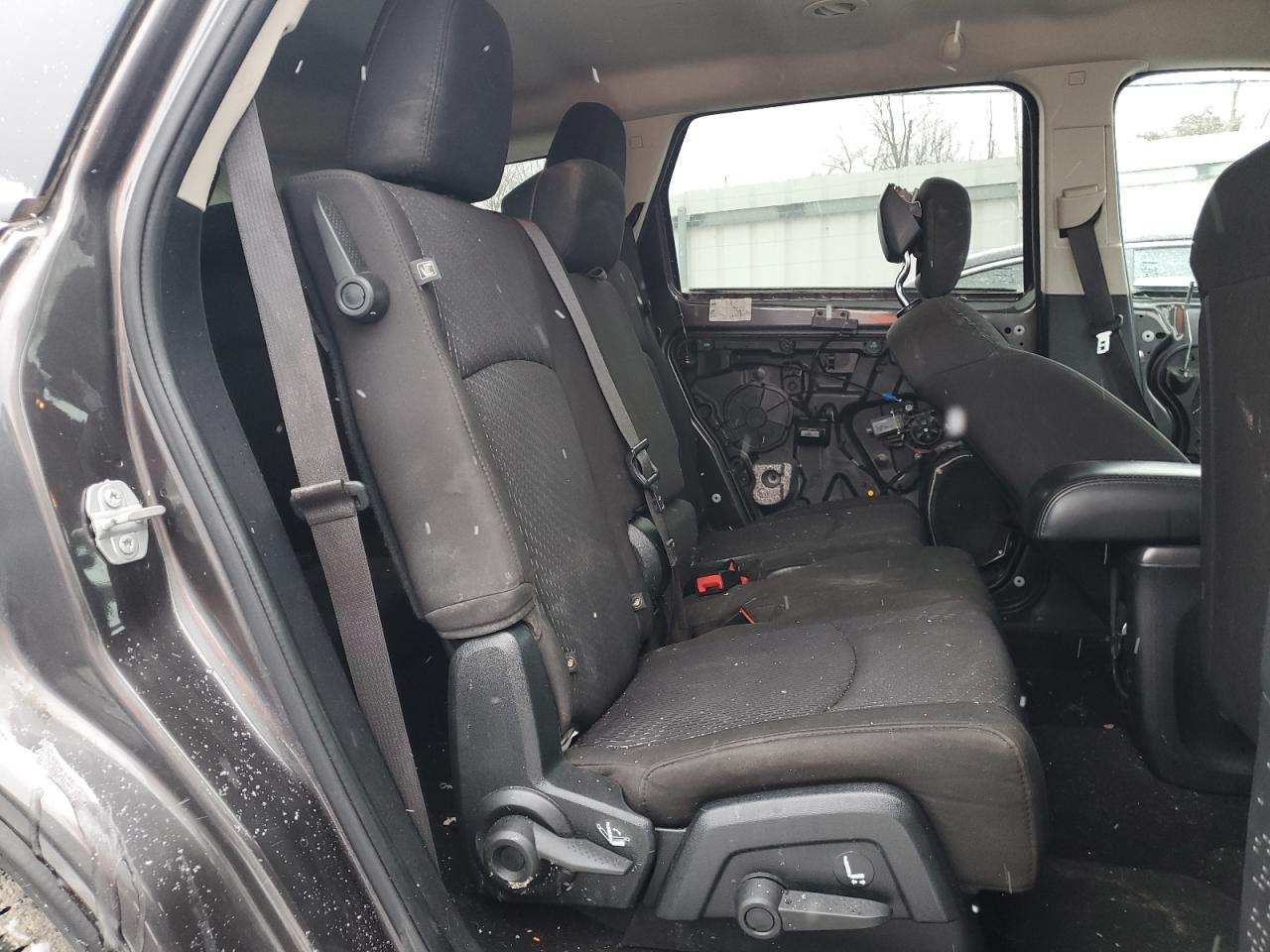 2017 Dodge Journey - Image 11