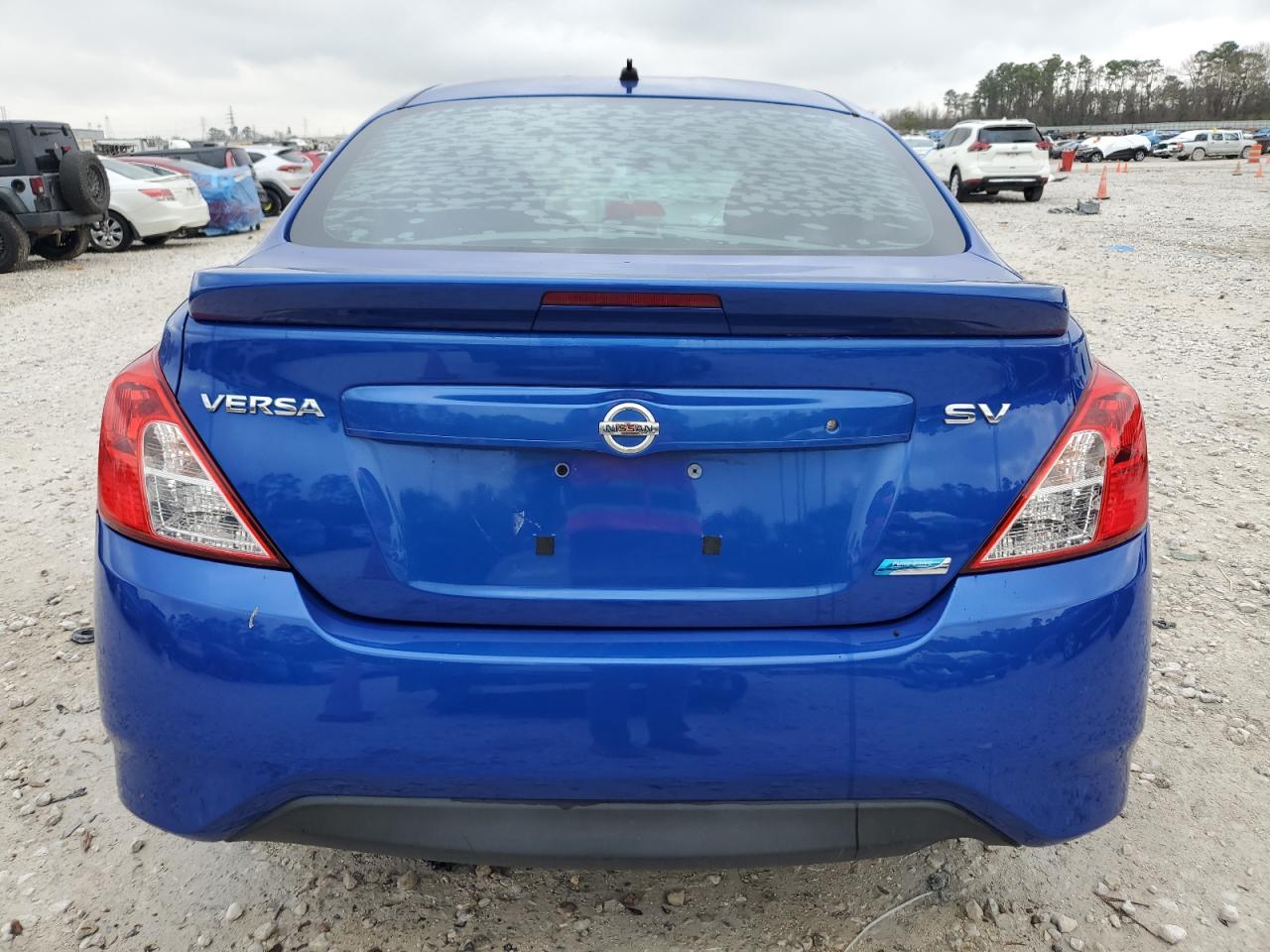 2015 Nissan Versa - Image 6