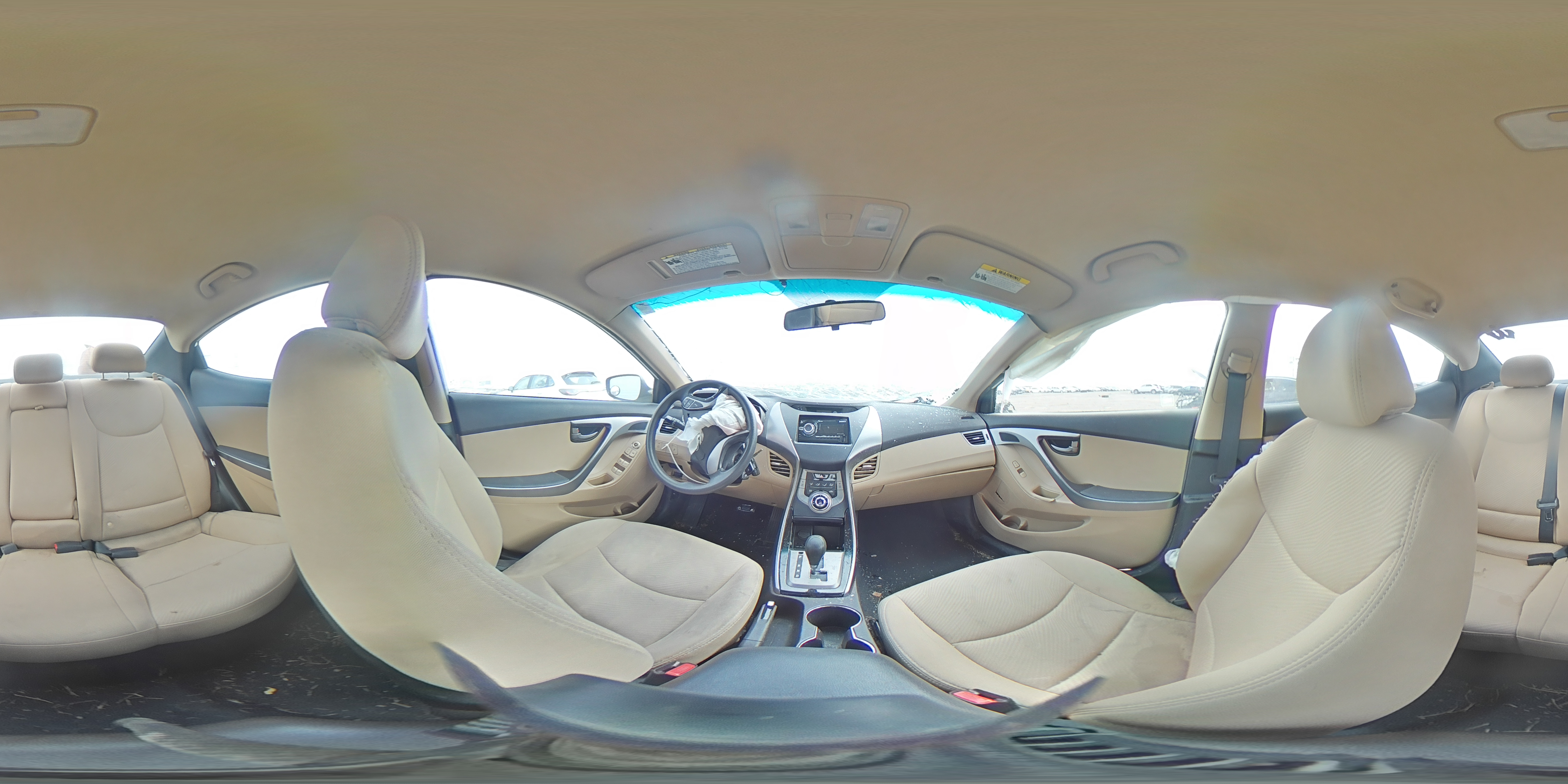 2013 Hyundai Elantra - Image 13