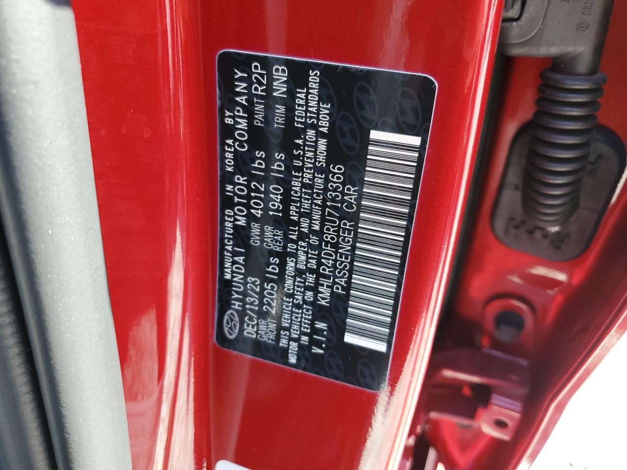 2024 Hyundai Elantra - Image 12