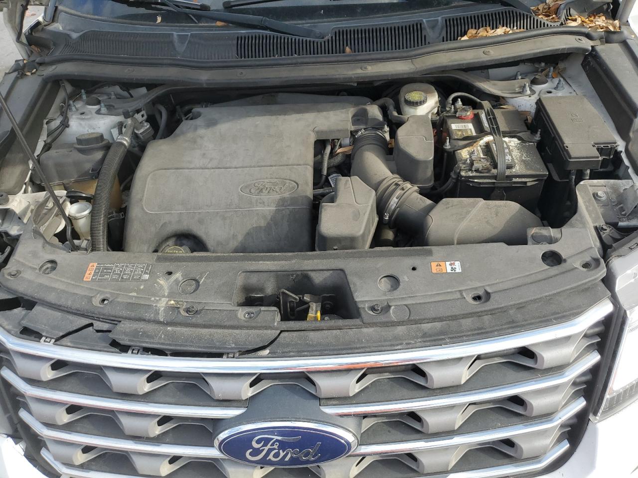 2016 Ford Explorer - Image 13