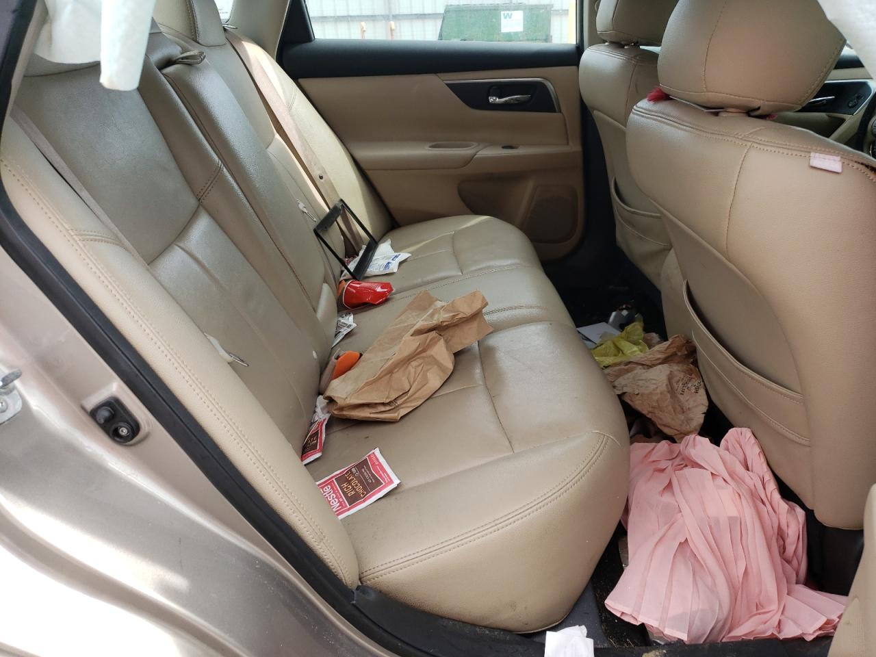 2015 Nissan Altima - Image 10