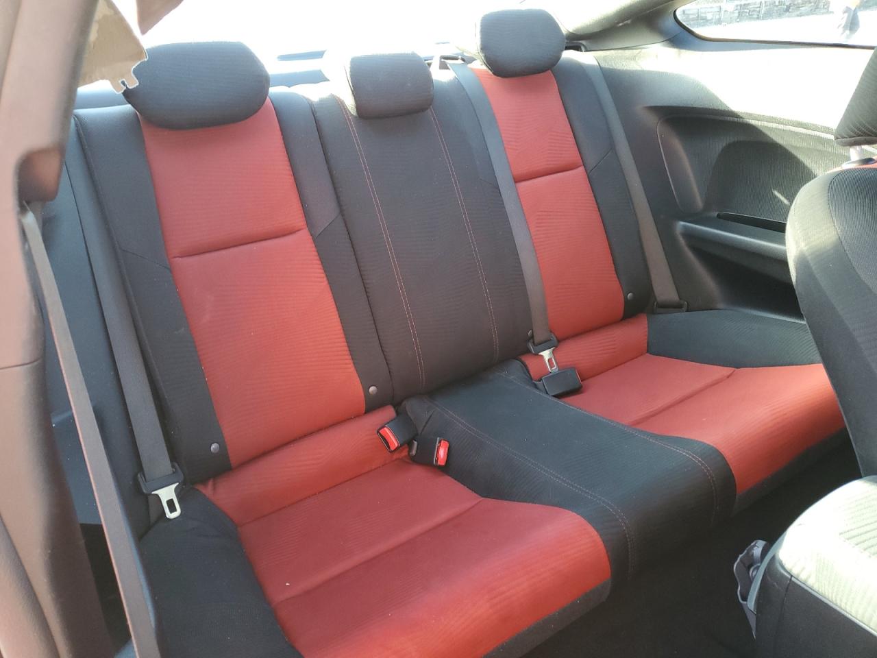 2015 Honda Civic - Image 10