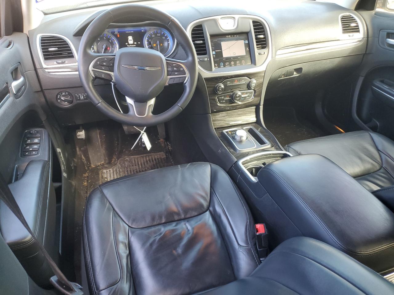 2016 Chrysler 300 - Image 8