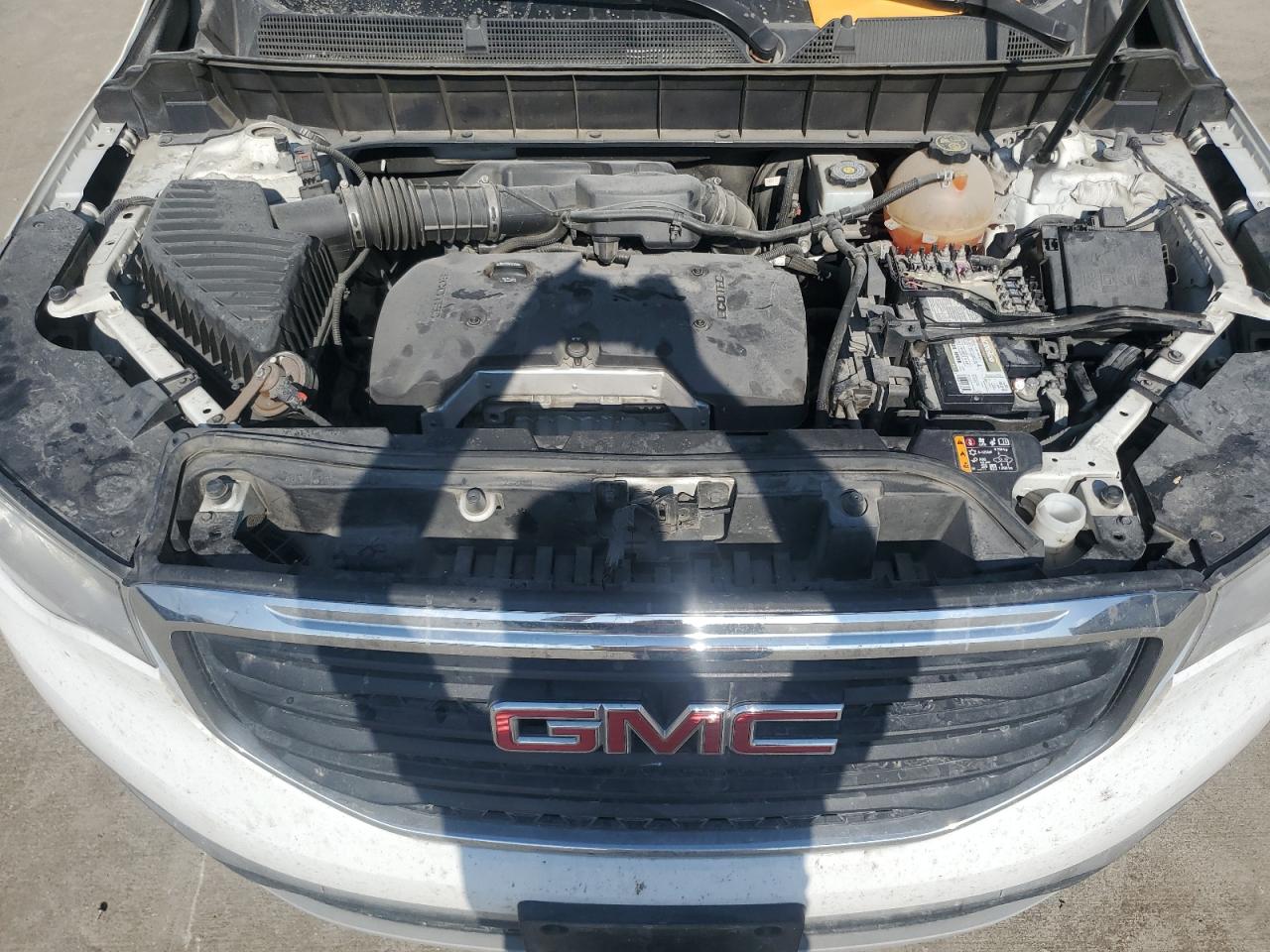 2019 GMC Acadia - Image 11