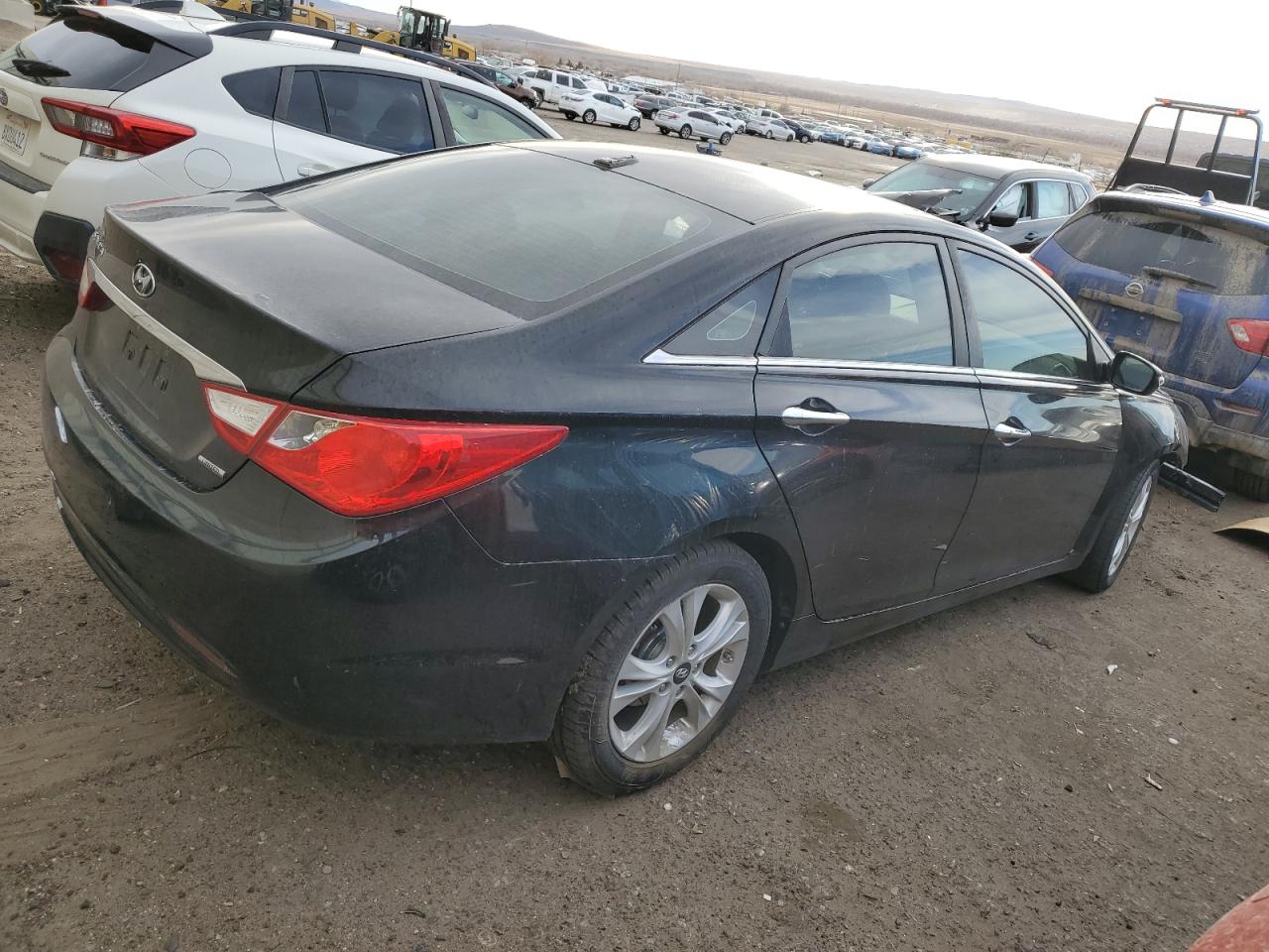 2011 Hyundai Sonata - Image 3