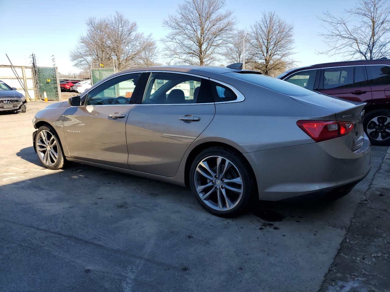 2023 Chevrolet Malibu - Image 2