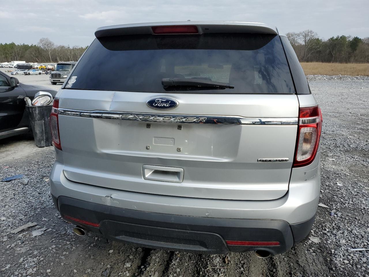2015 Ford Explorer - Image 6