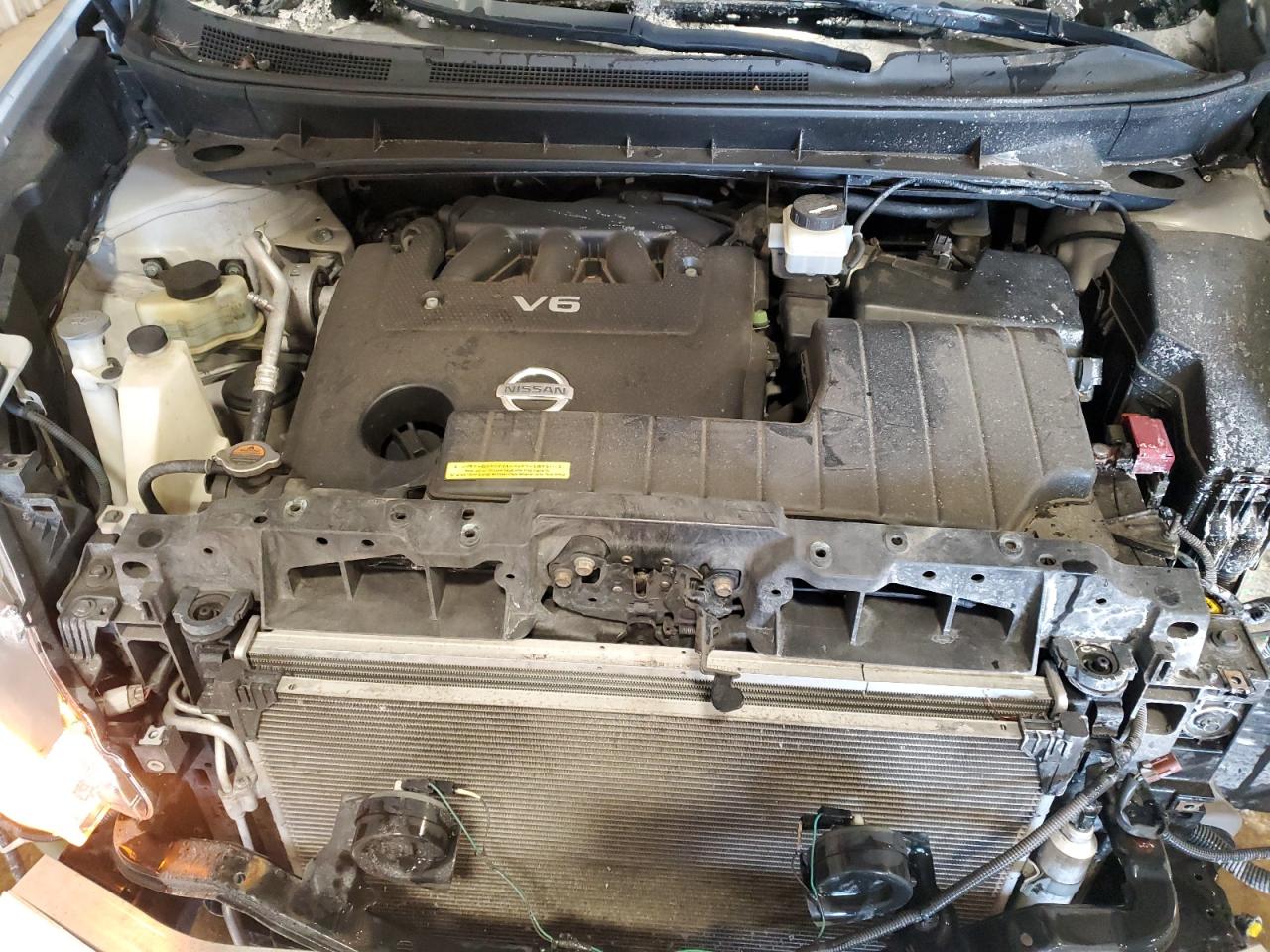 2010 Nissan Murano - Image 12
