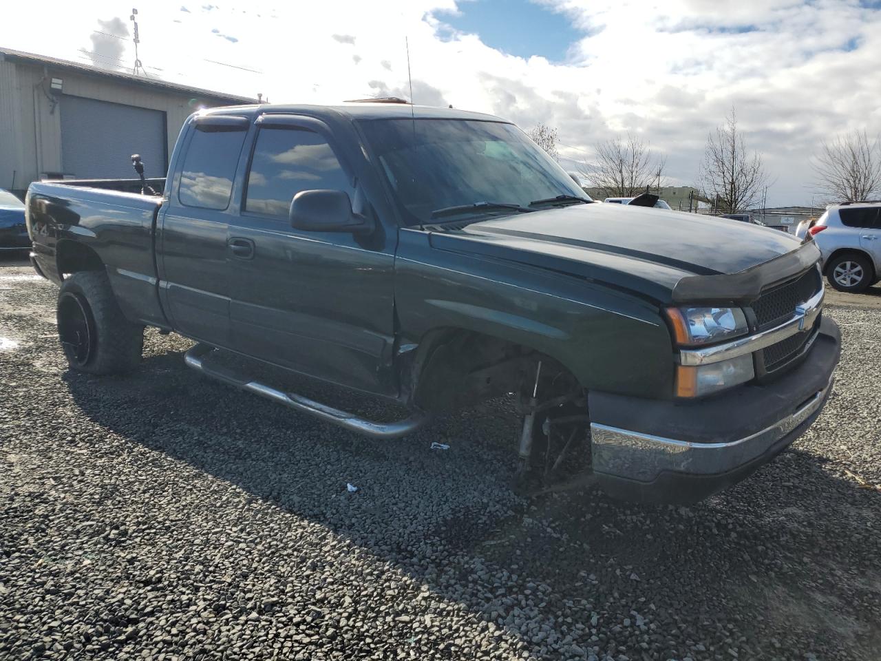 2004 Chevrolet Silverado - Image 4