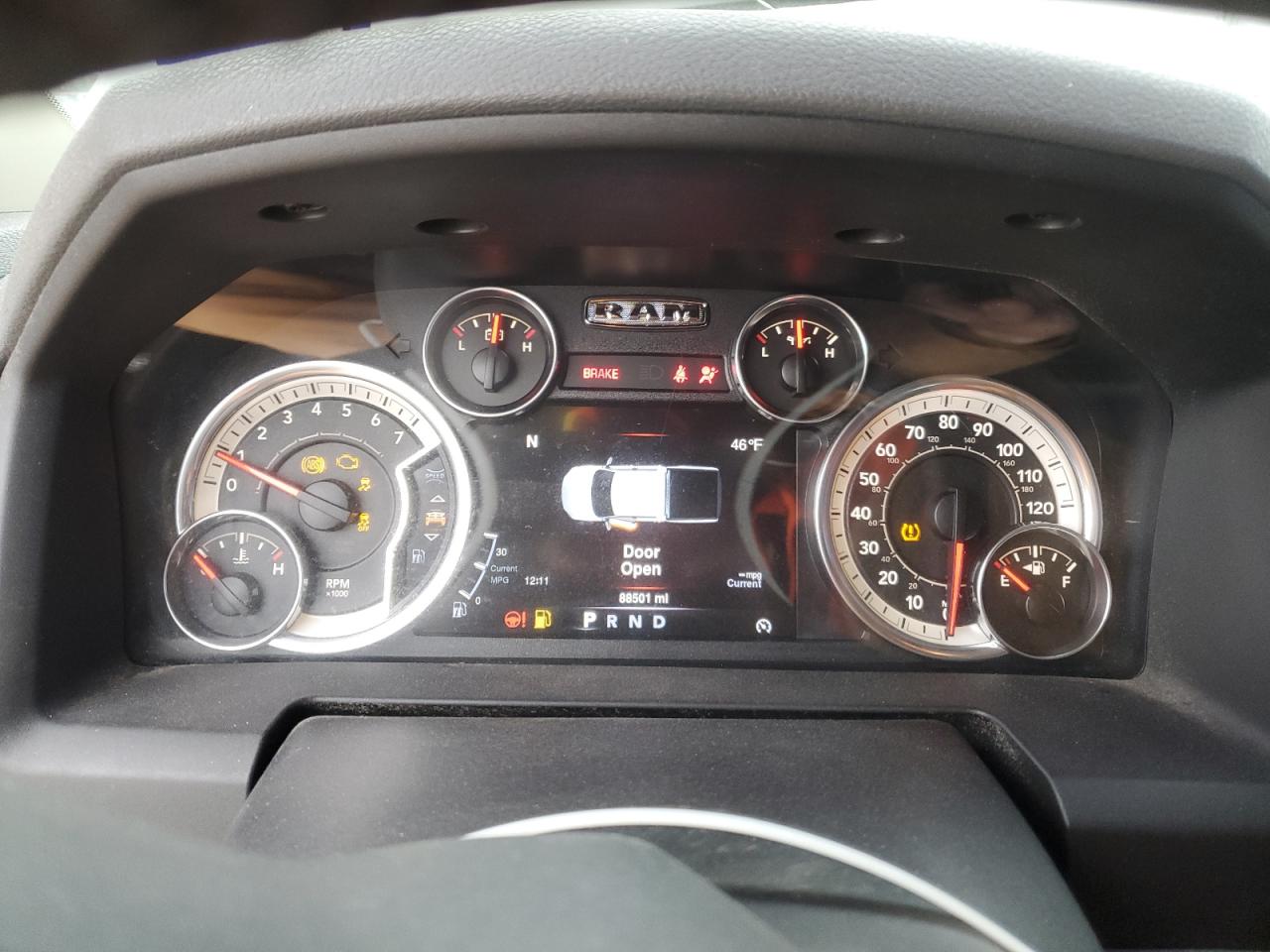 2013 RAM 1500 - Image 9