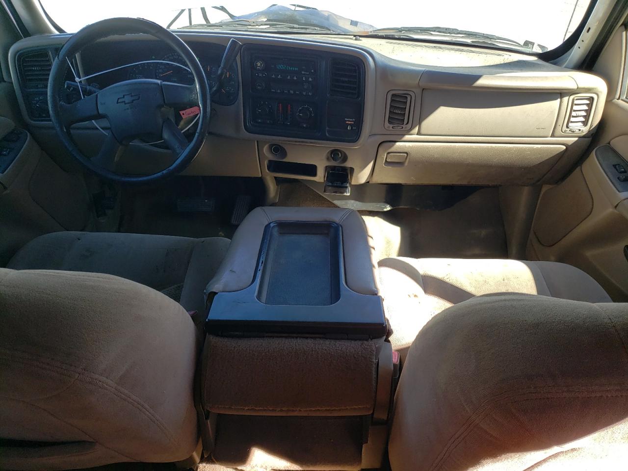 2003 Chevrolet Silverado - Image 8