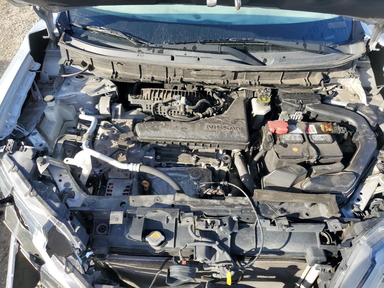 2017 Nissan Rogue - Image 14