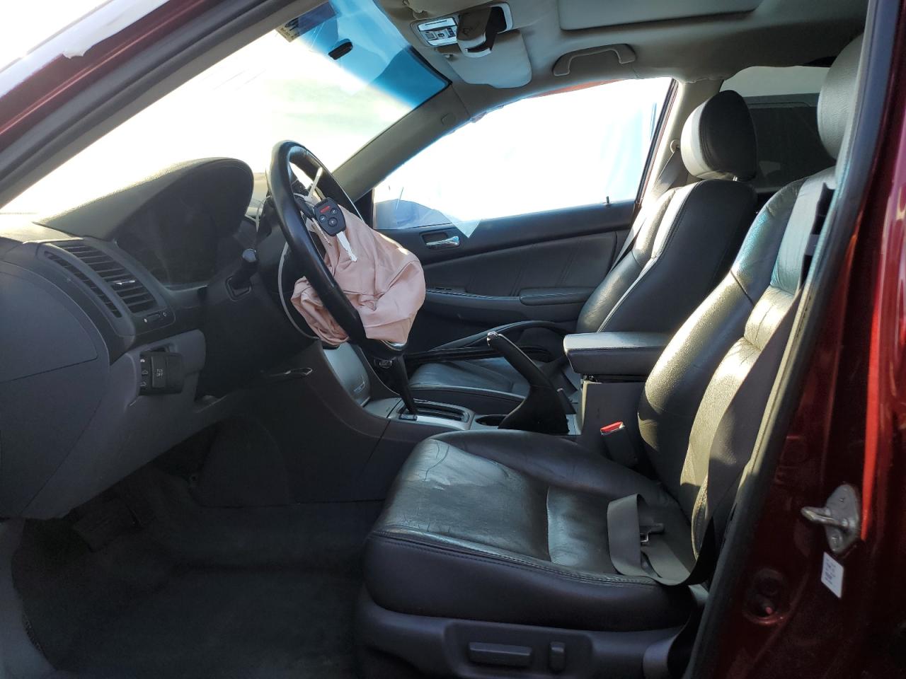 2005 Honda Accord - Image 7