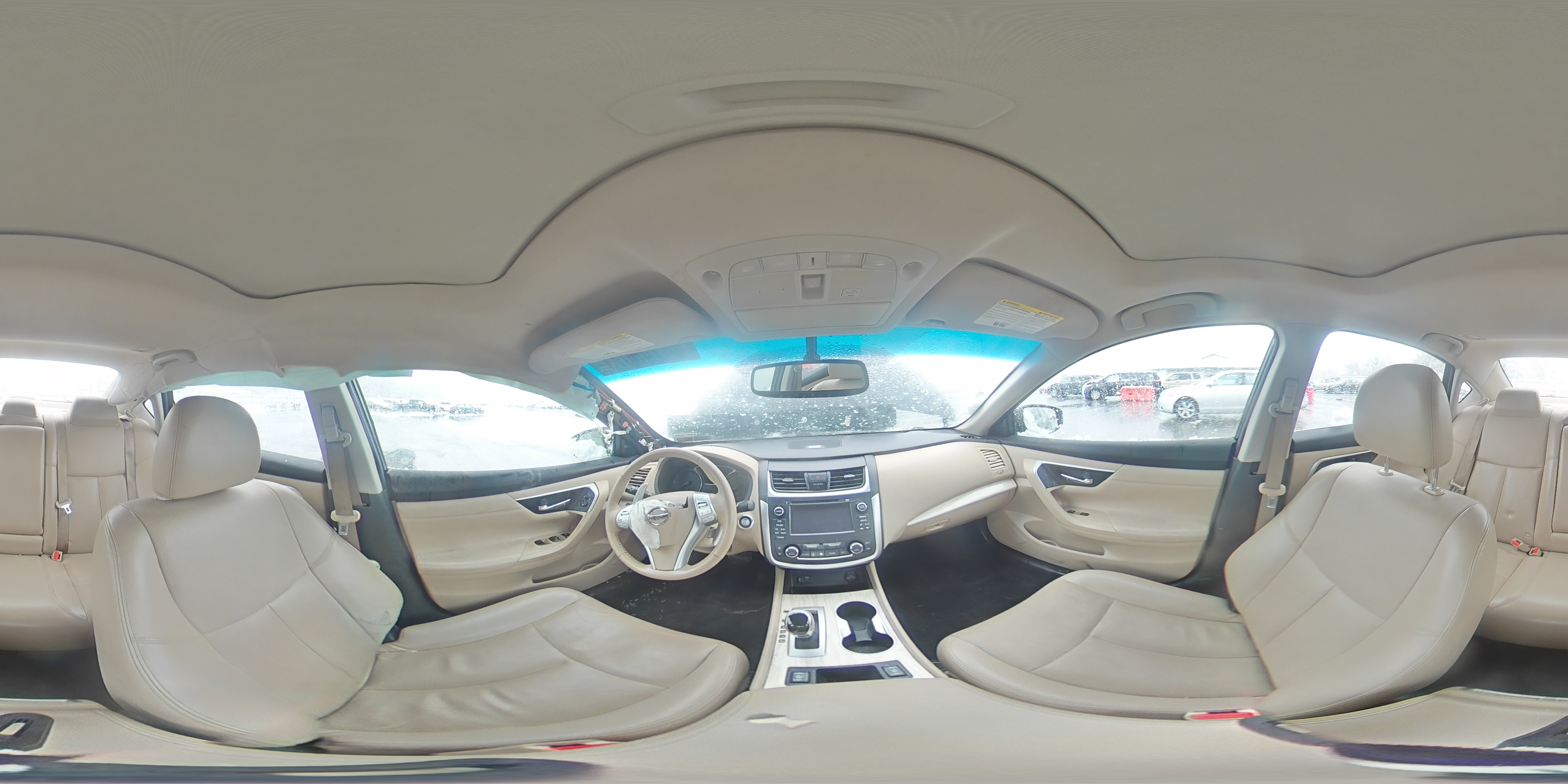 2017 Nissan Altima - Image 13