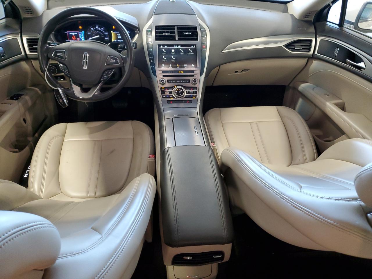 2017 Lincoln MKZ - Image 8