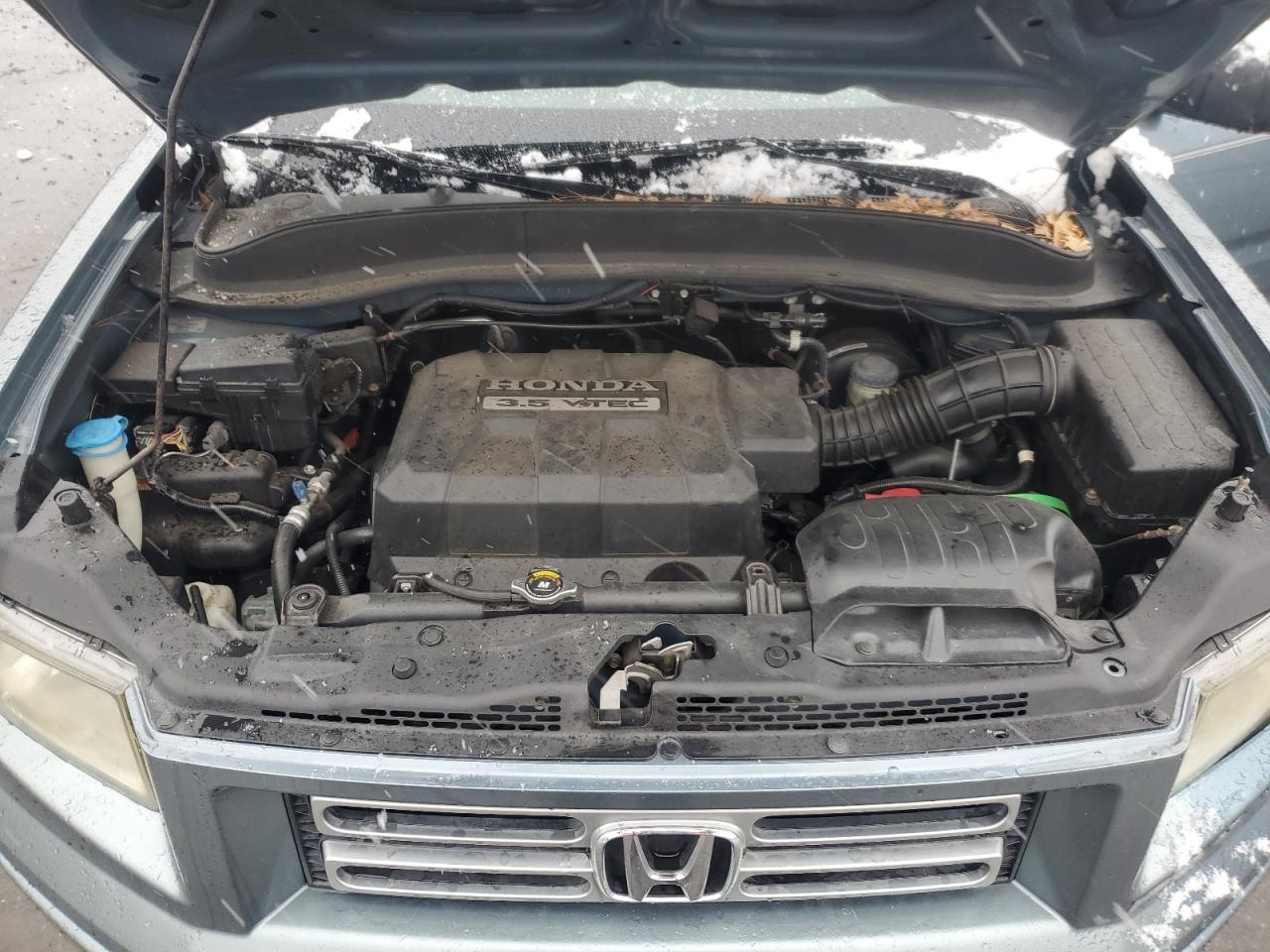 2006 Honda Ridgeline - Image 13