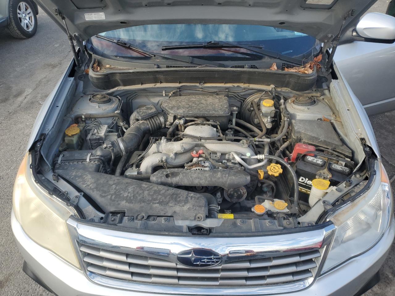 2010 Subaru Forester - Image 12