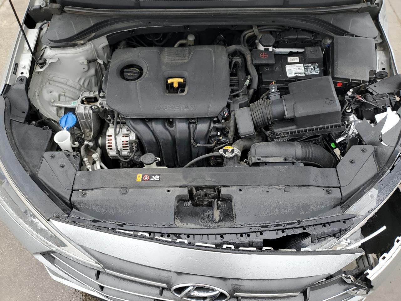 2020 Hyundai Elantra - Image 11