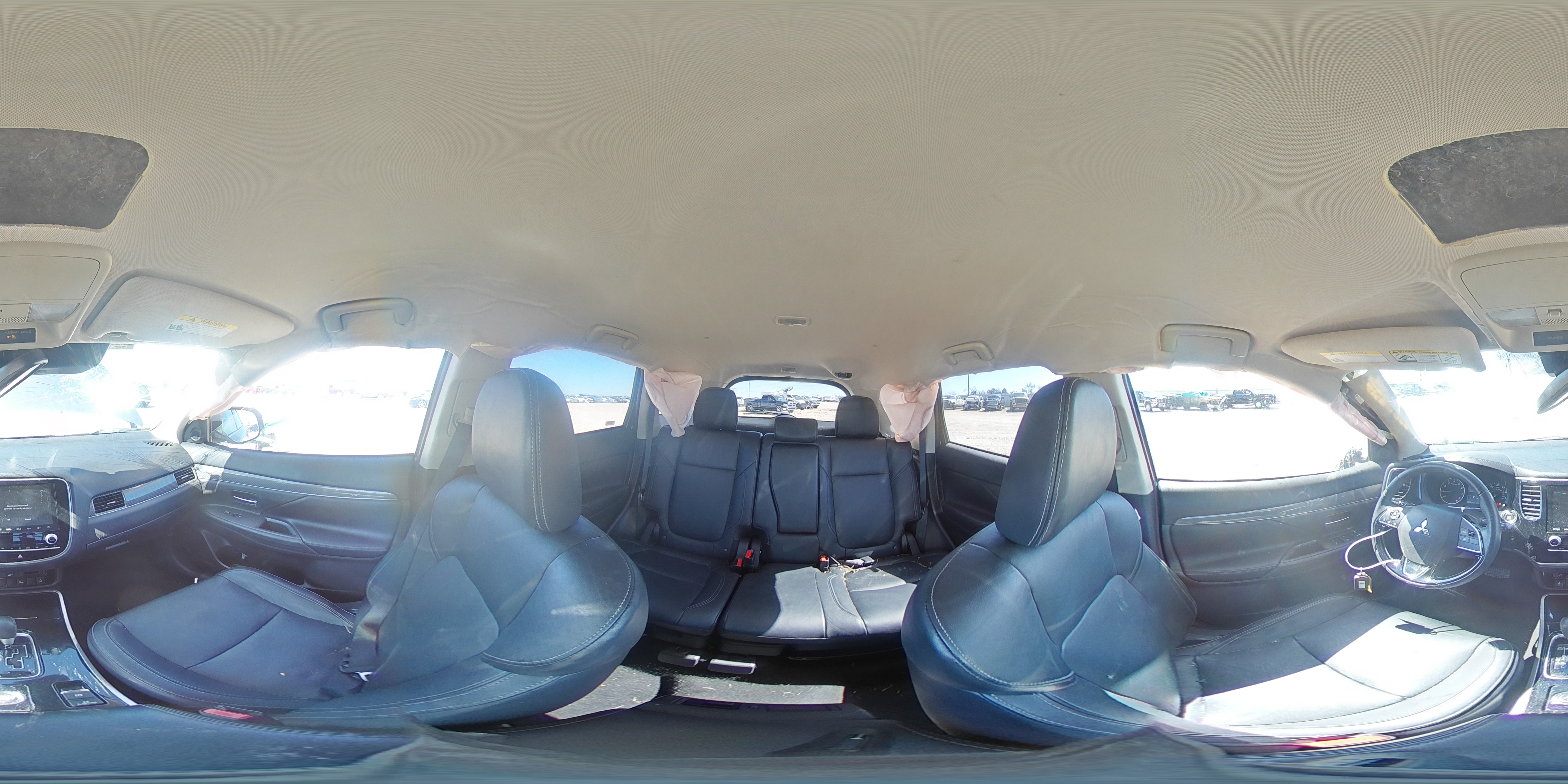 2020 Mitsubishi Outlander - Image 14