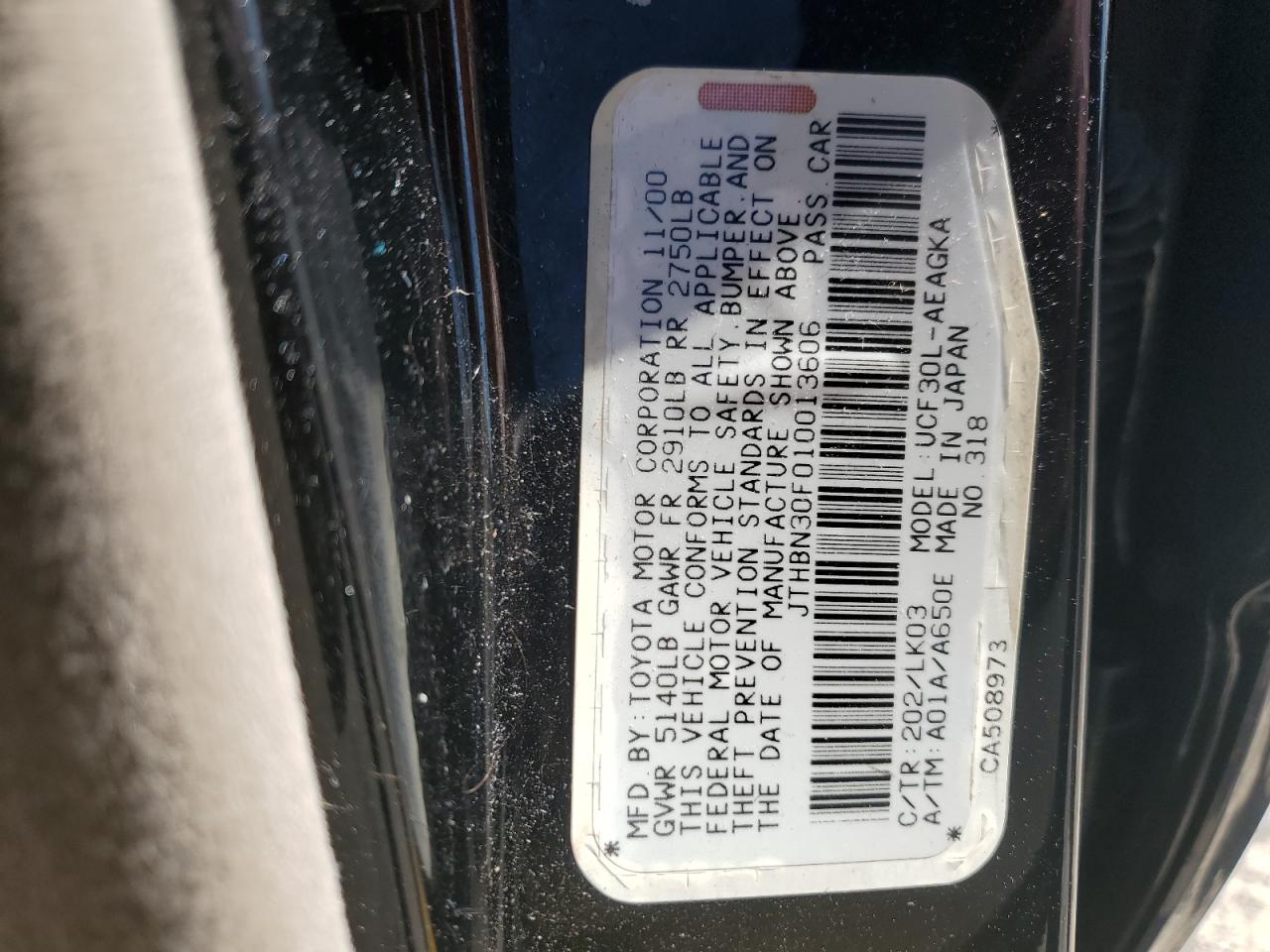2001 Lexus LS - Image 15
