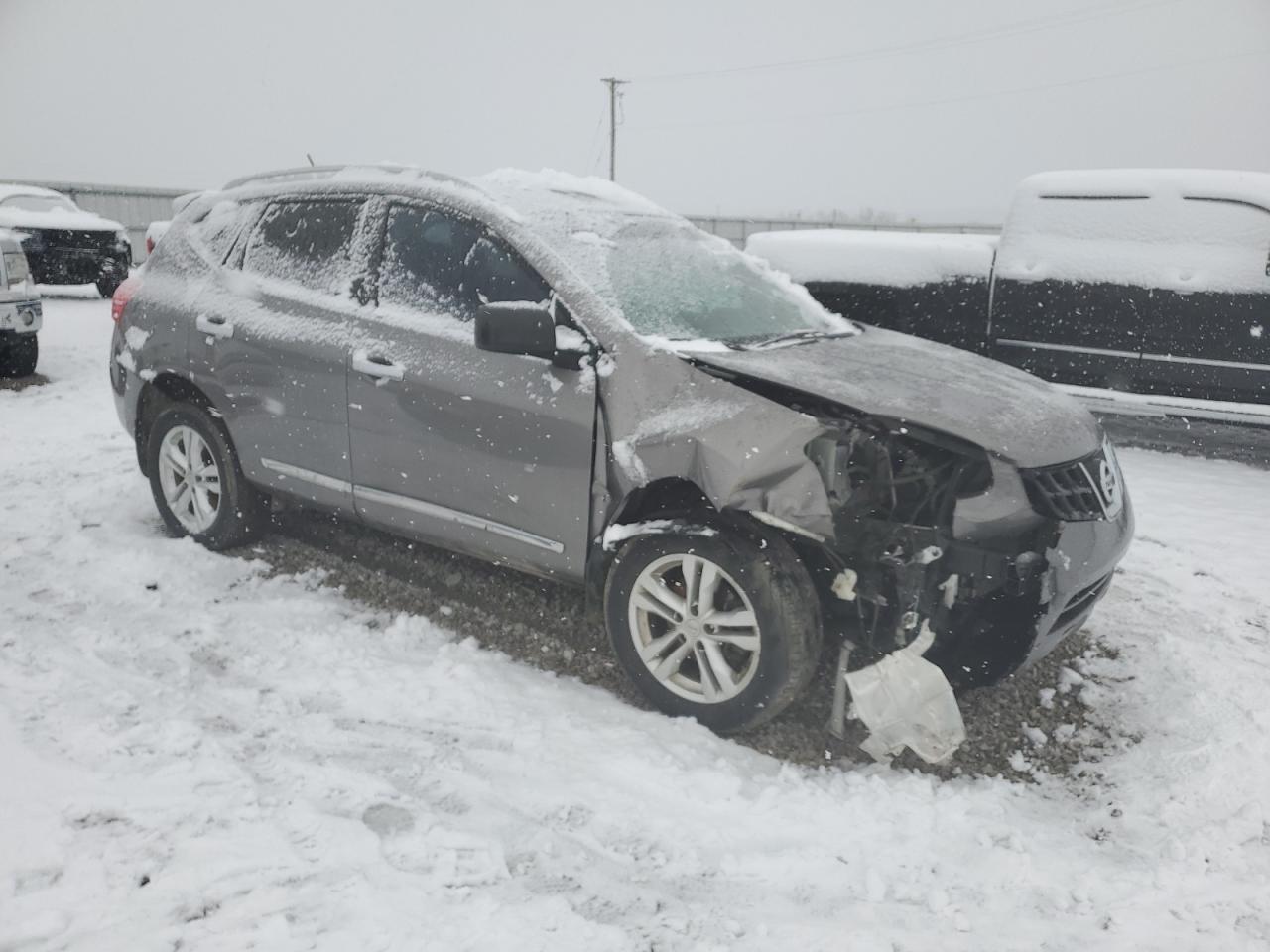 2015 Nissan Rogue - Image 4