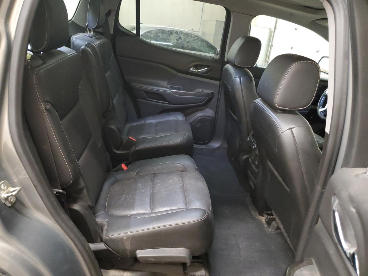 2019 GMC Acadia - Image 11