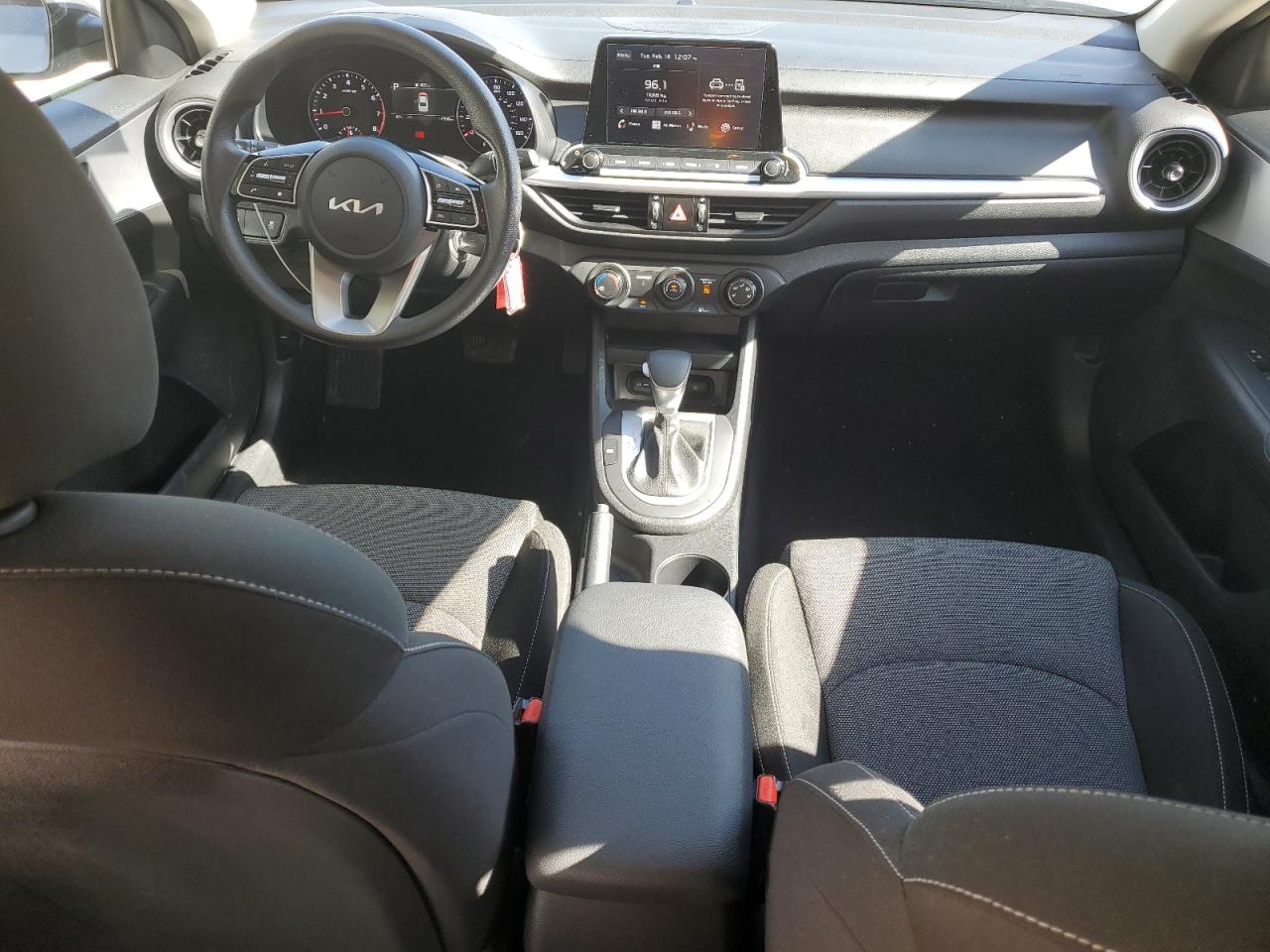 2024 Kia Forte - Image 8