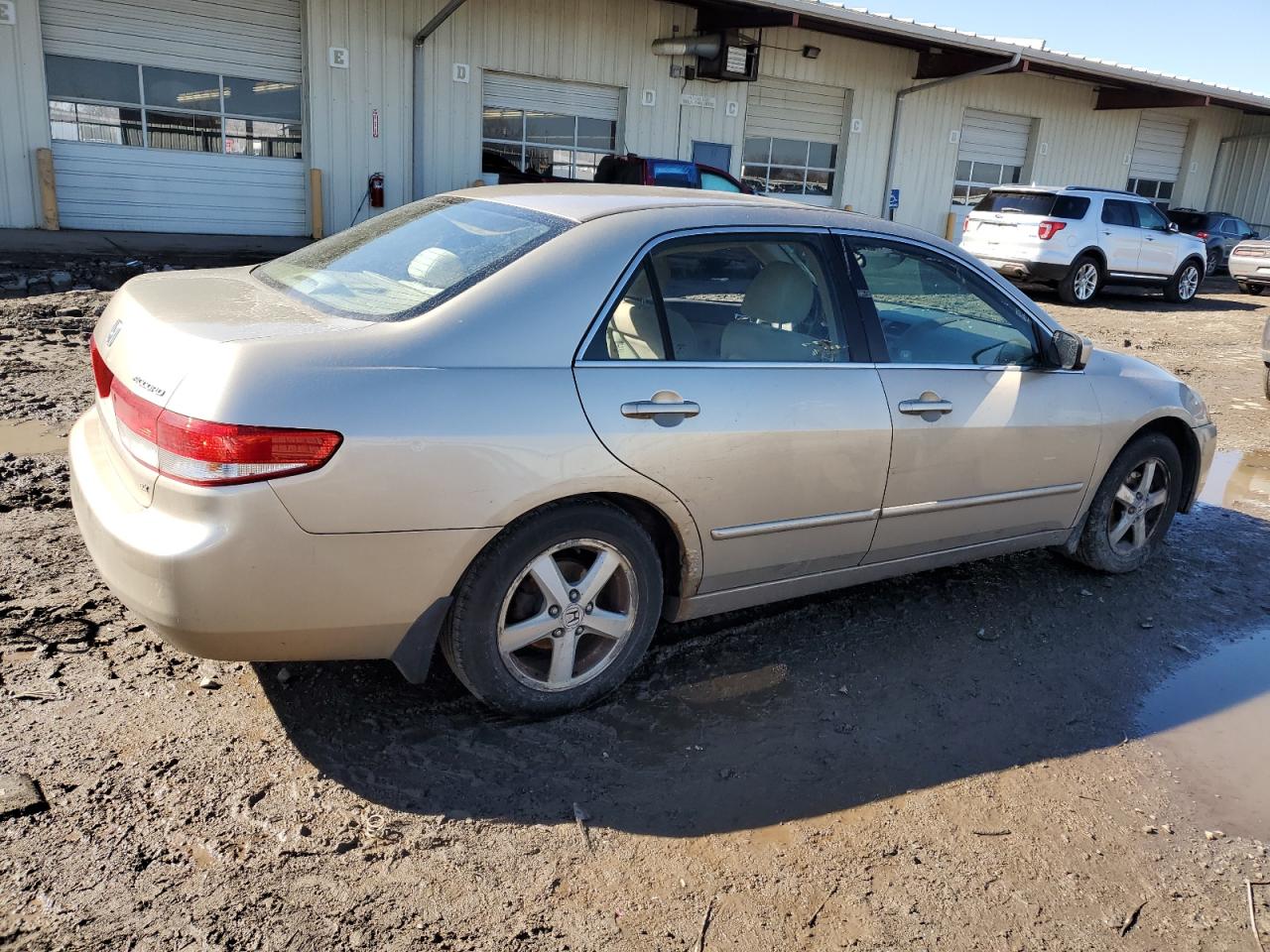 2004 Honda Accord - Image 3