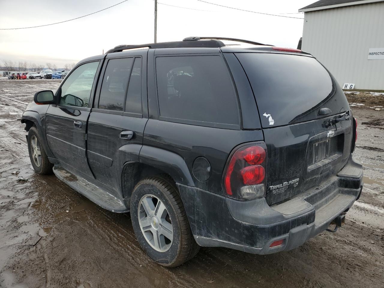 2005 Chevrolet TrailBlazer - Image 2