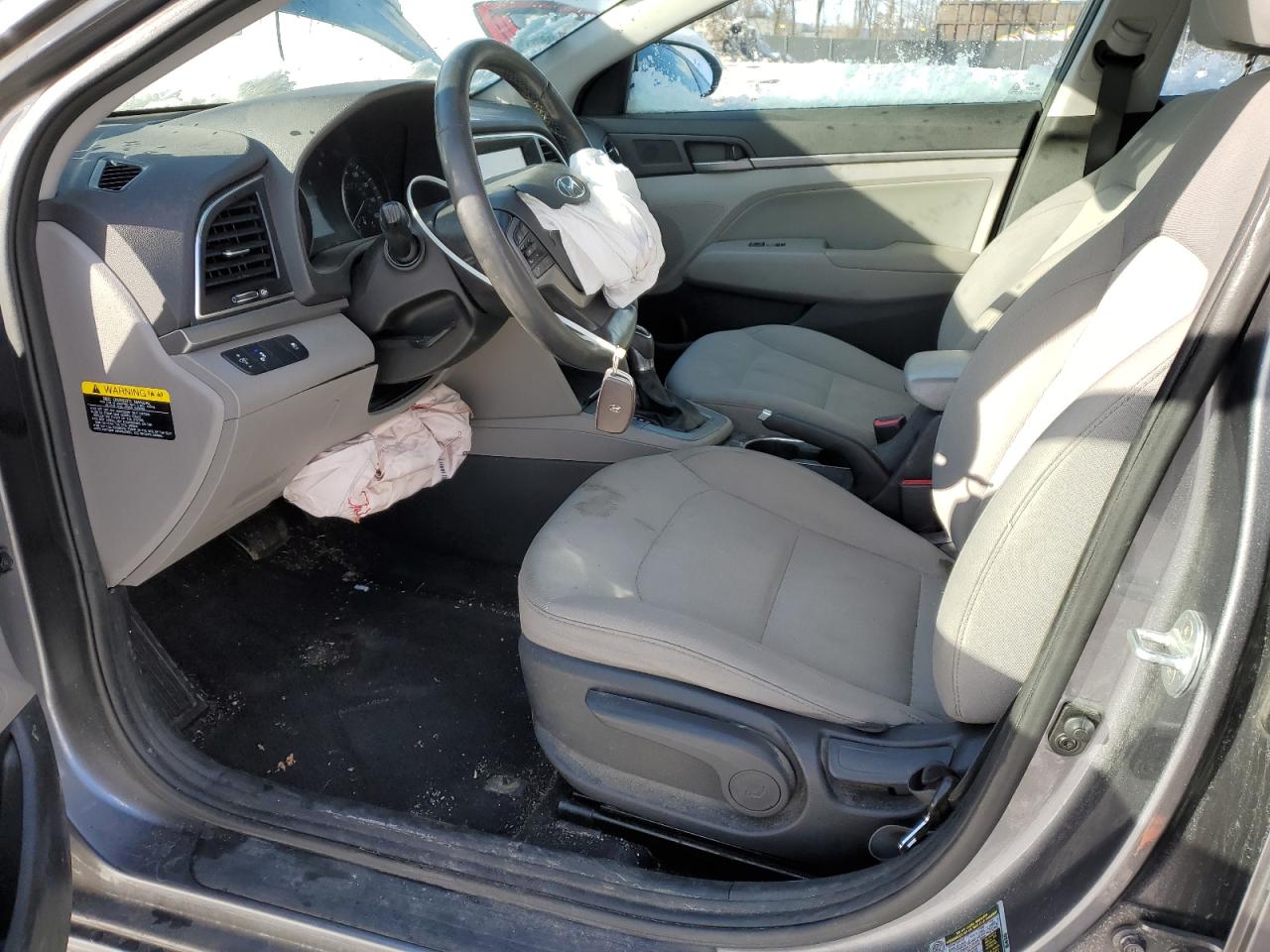2018 Hyundai Elantra - Image 7