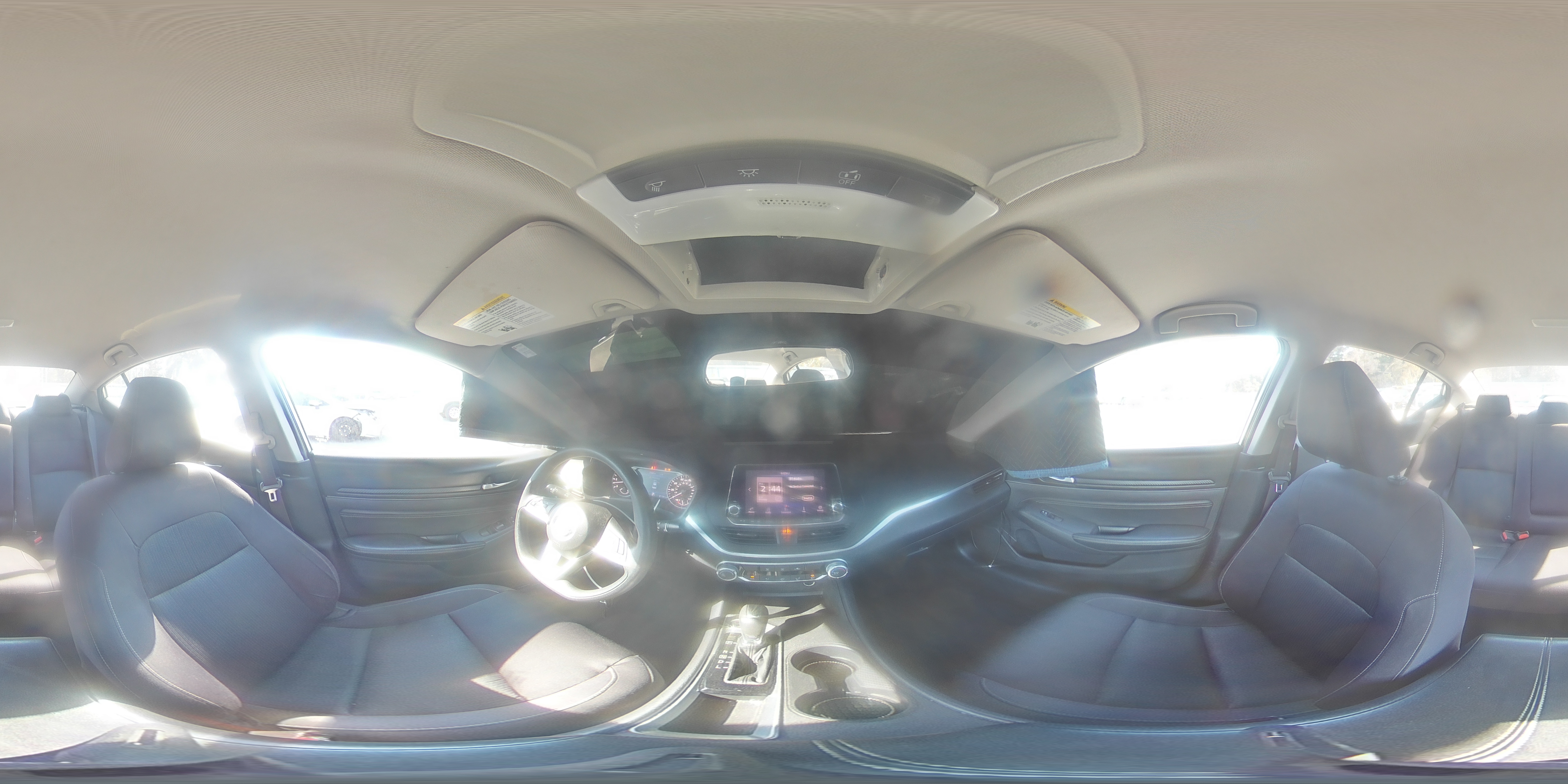 2019 Nissan Altima - Image 13