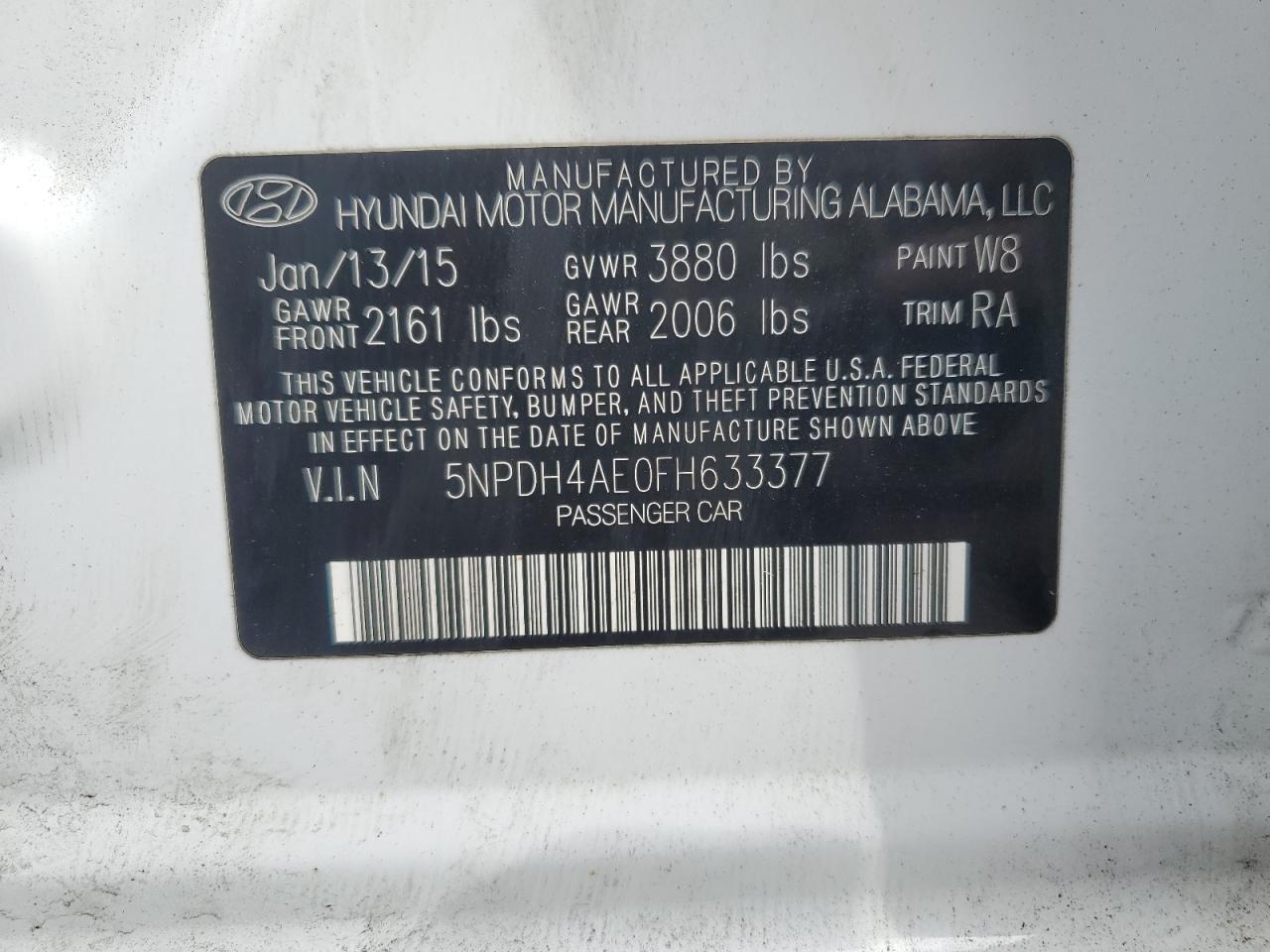 2015 Hyundai Elantra - Image 12