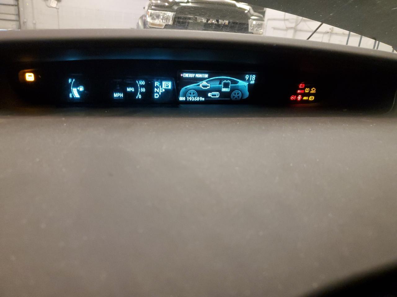 2013 Toyota Prius - Image 9