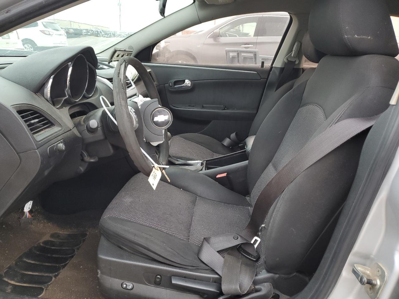 2010 Chevrolet Malibu - Image 7