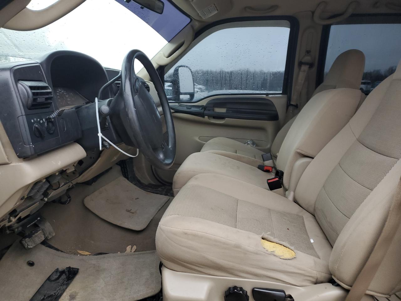 2006 Ford F250 - Image 7