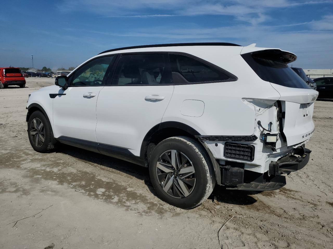 2022 Kia Sorento - Image 2