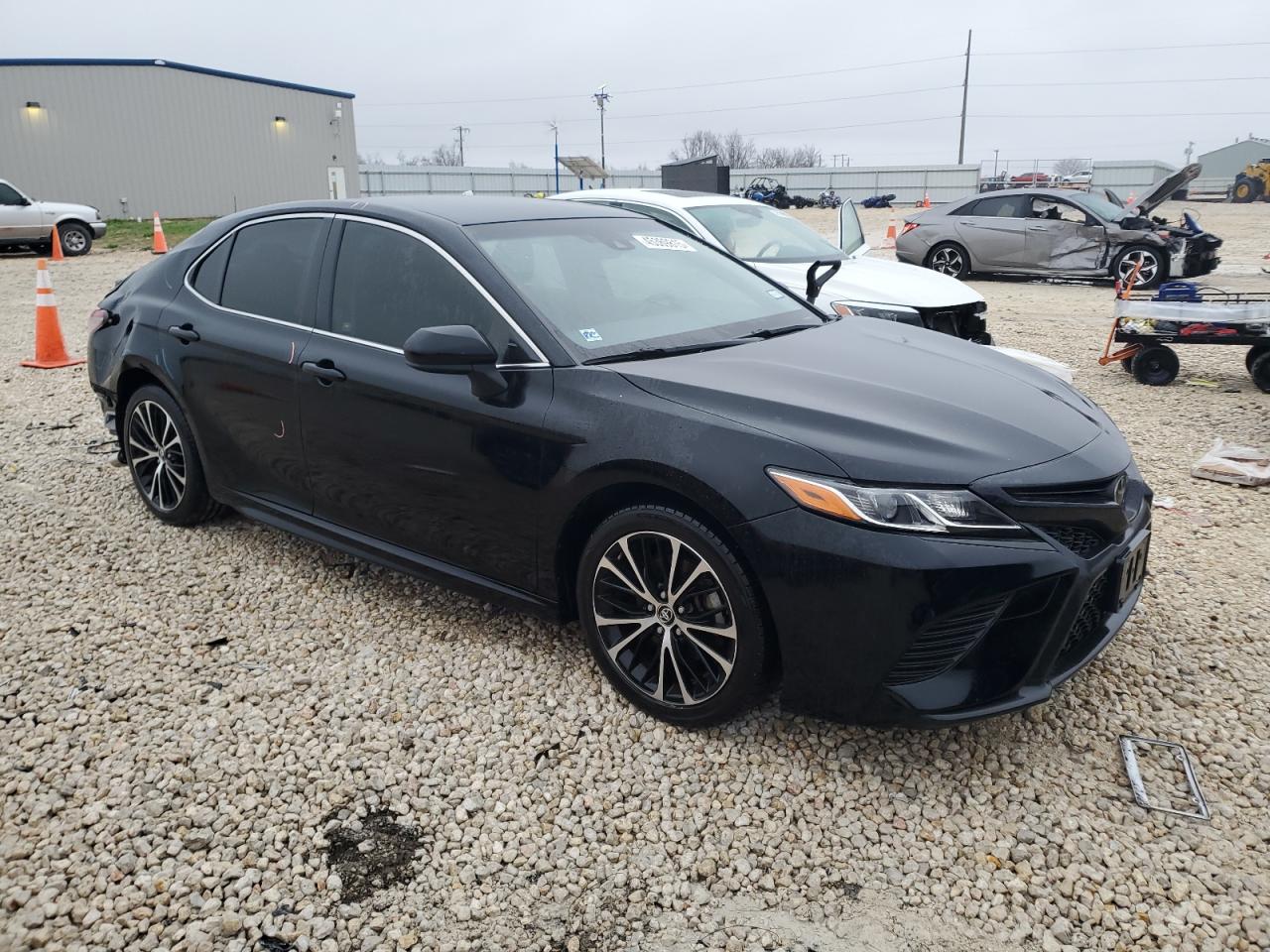 2018 Toyota Camry - Image 4