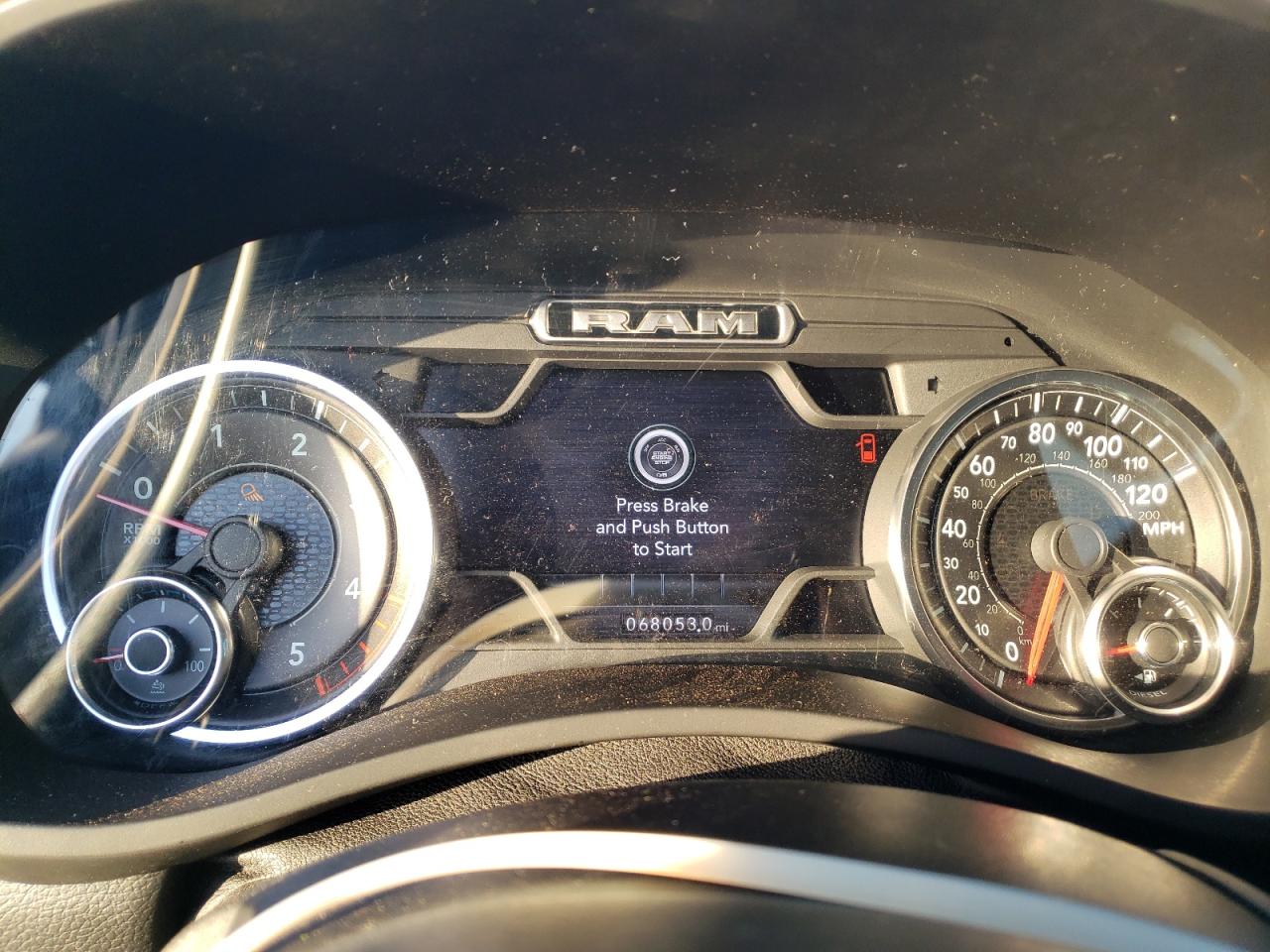 2019 RAM 2500 - Image 9