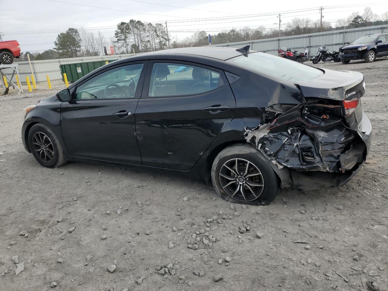 2015 Hyundai Elantra - Image 2