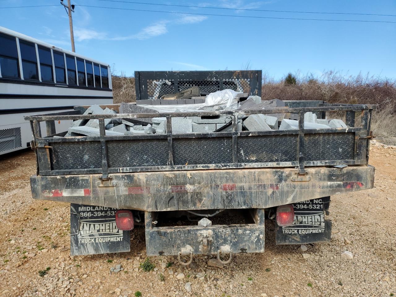 2013 Ford F450 - Image 6